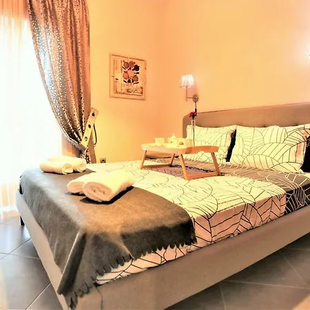 Zoe Luxury
